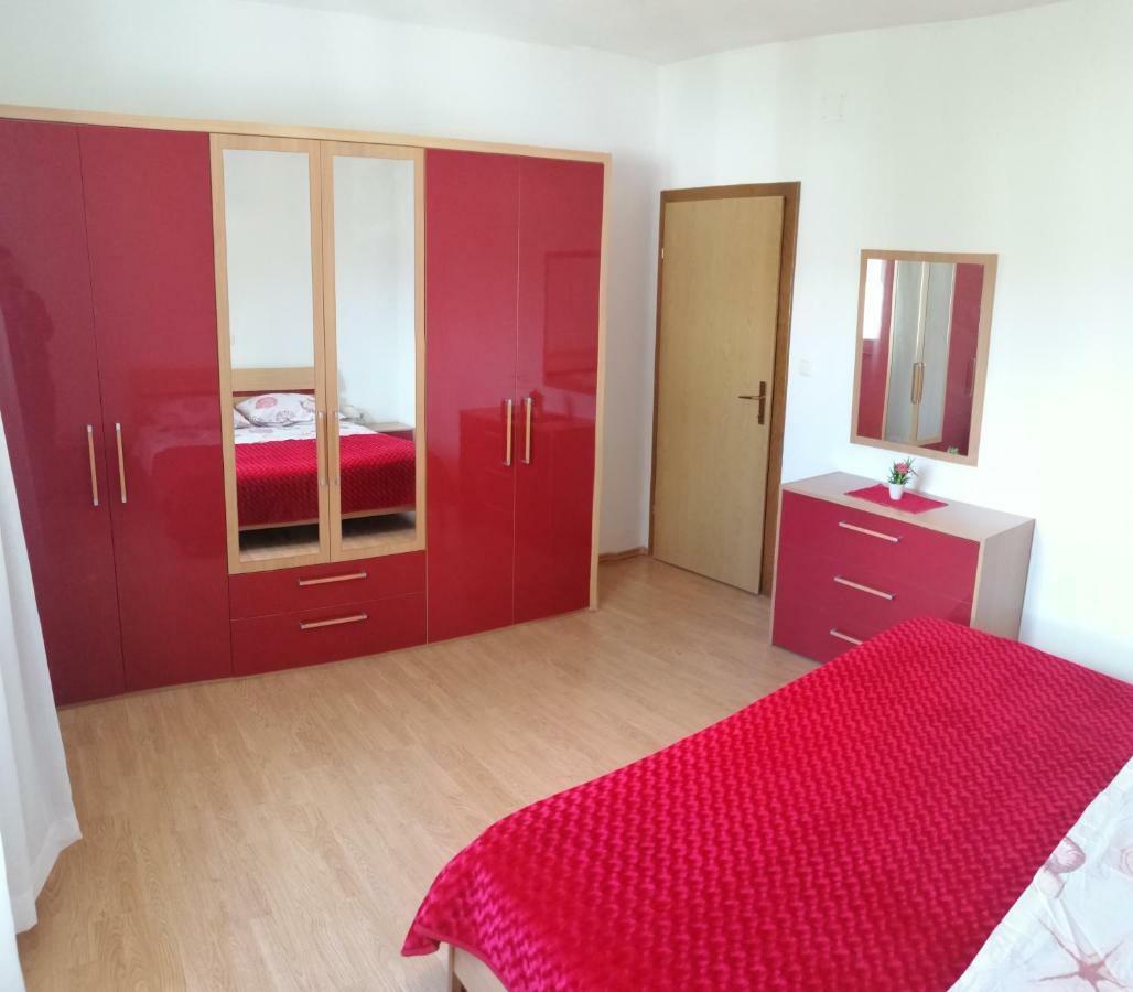 Apartman Rosanda ポセダリェ エクステリア 写真