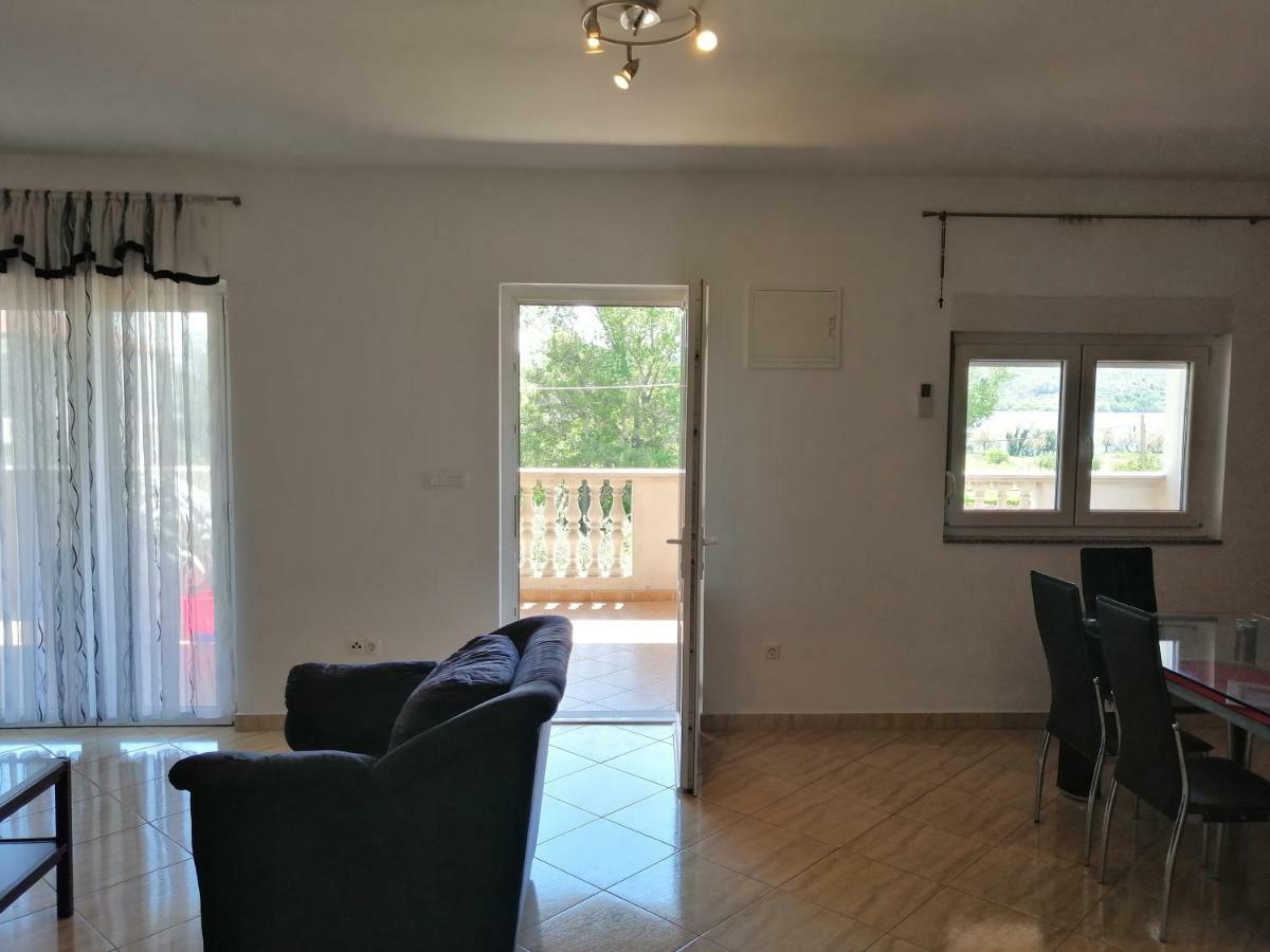 Apartman Rosanda ポセダリェ エクステリア 写真